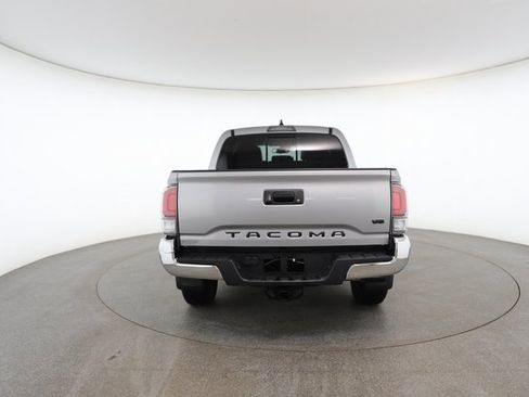 Used 2021 Toyota Tacoma SR image 14