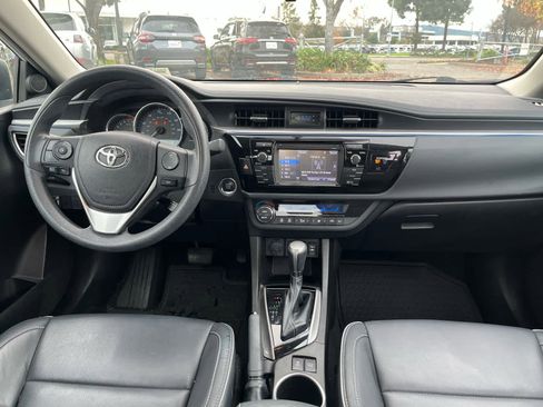 Used 2014 Toyota Corolla LE Premium image 17