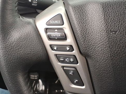 Certified 2024 Nissan Titan SV w/ SV Convenience Package image 27