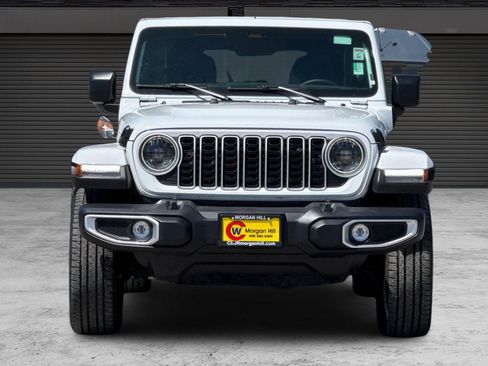Used 2025 Jeep Wrangler Unlimited Sahara AWD/4WD image 10
