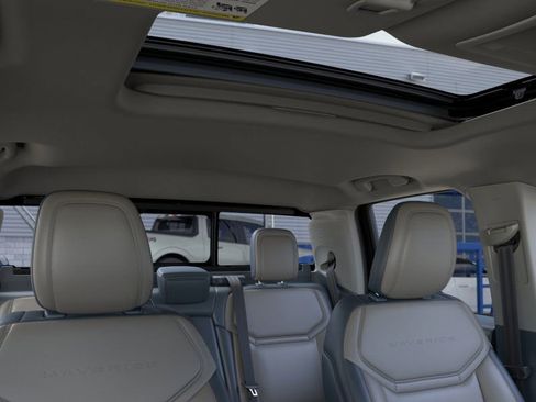 New 2026 Ford Maverick Lariat image 13
