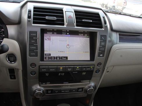 Used 2015 Lexus GX 460 Luxury image 35