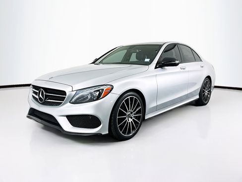 Used 2018 Mercedes-Benz C 300 Sedan image 3