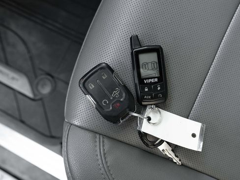 Used 2021 Chevrolet Silverado 1500 LTZ image 42