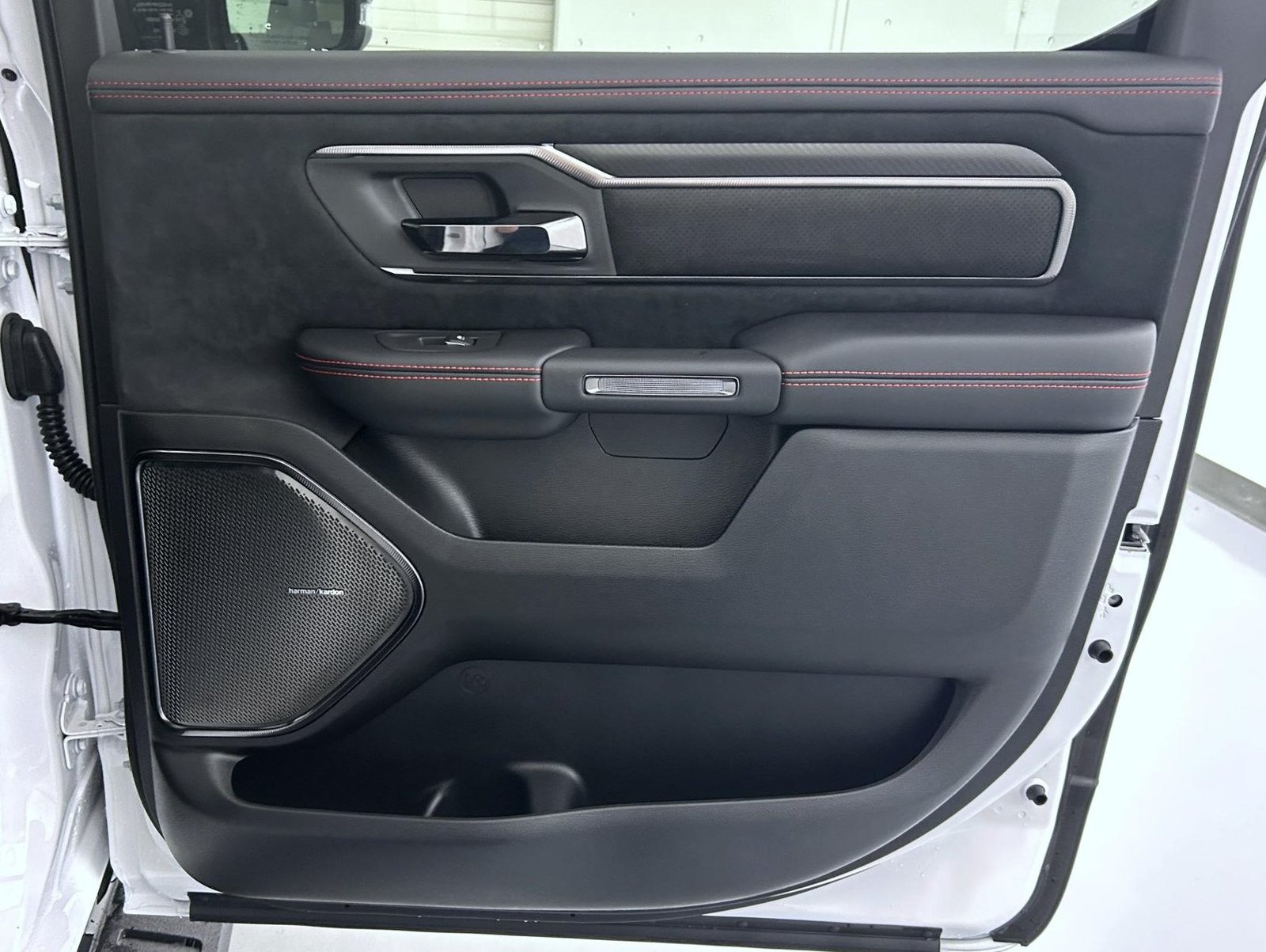 New 2027 RAM 1500 RHO w/ RHO Level 1 Equipment Group AWD/4WD image 17