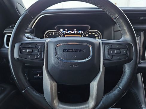 Used 2021 GMC Yukon Denali w/ Denali Ultimate Package image 30