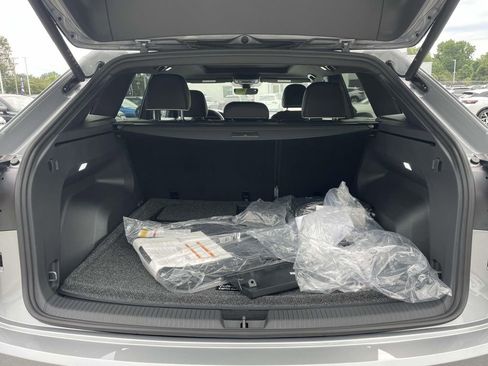 New 2026 Volkswagen Atlas Cross Sport SEL Premium R-Line AWD/4WD image 13