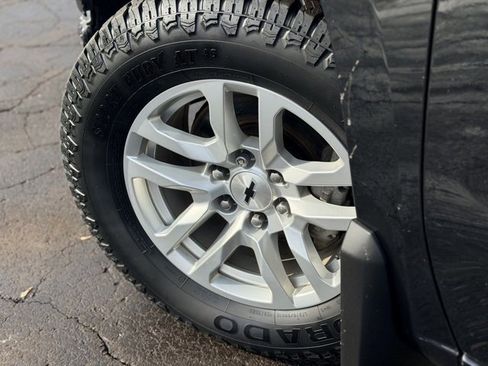 Used 2019 Chevrolet Silverado 1500 RST image 28