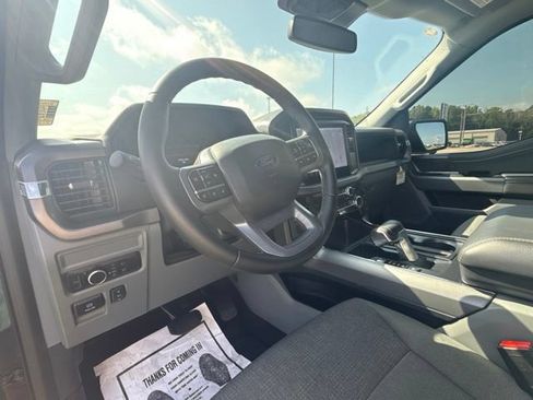 Used 2025 Ford F150 Lightning XLT AWD/4WD image 18