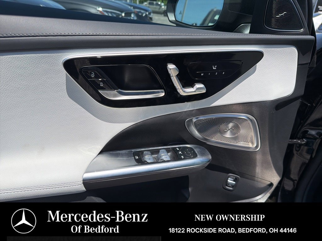 New 2026 Mercedes-Benz C 300 4MATIC Sedan image 8