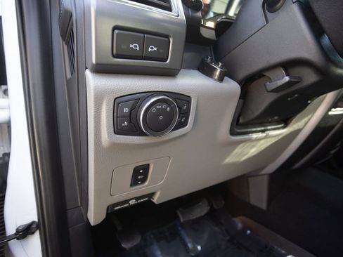 Used 2019 Ford F250 XLT w/ XLT Value Package image 18