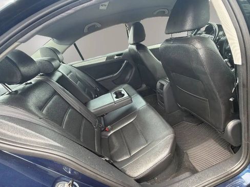 Used 2014 Volkswagen Jetta SE FWD image 14