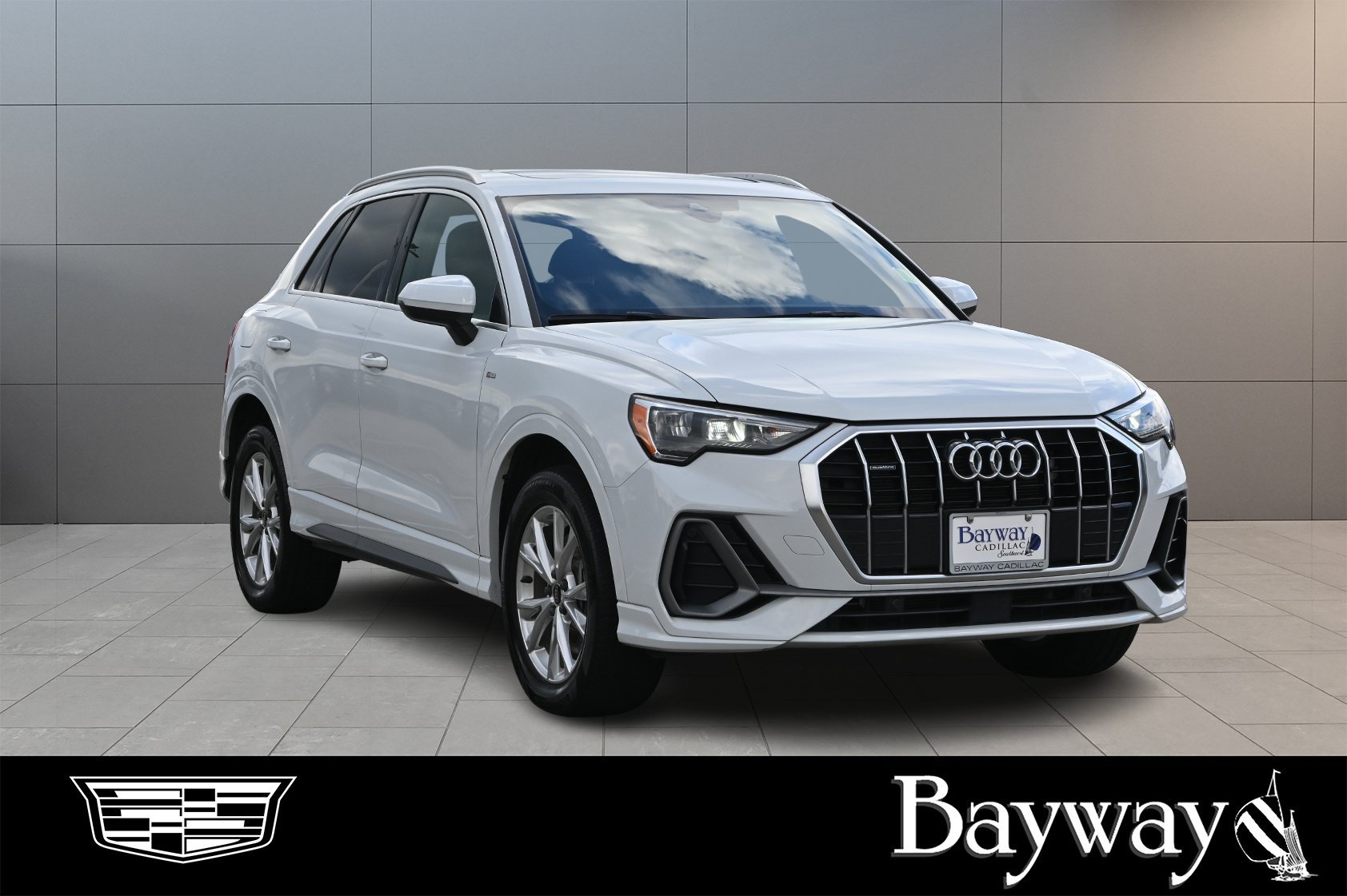 Used 2022 Audi Q3 2.0T Premium AWD/4WD image 4
