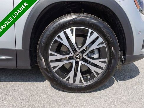 Used 2025 Mercedes-Benz GLB 250 image 12