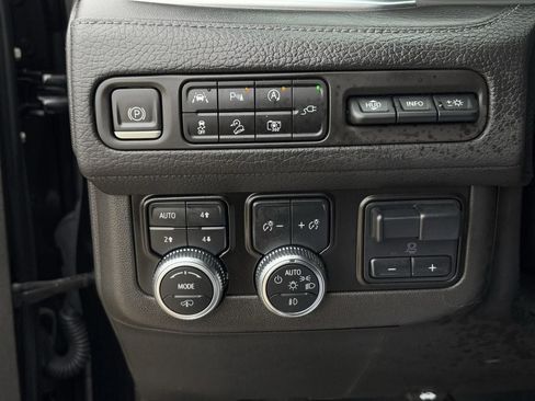 Used 2022 GMC Yukon Denali w/ Max Trailering Package AWD/4WD image 25