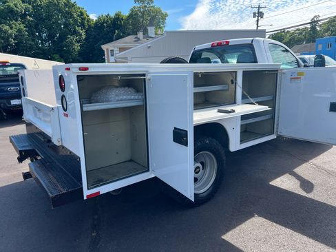 Used 2015 Chevrolet Silverado 3500 W/T AWD/4WD image 13