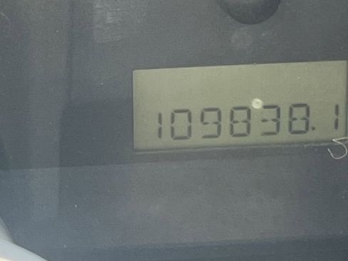 Used 2005 Ford F150 4x4 Regular Cab image 9