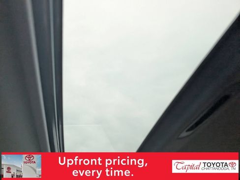 Used 2022 Toyota Avalon Limited w/ Advanced Safety Package FWD image 23