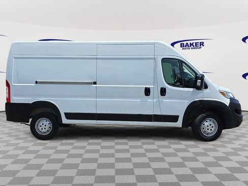 Used 2023 RAM ProMaster 2500 FWD image 2