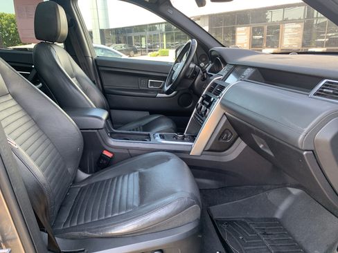 Used 2017 Land Rover Discovery Sport HSE Luxury AWD/4WD image 35