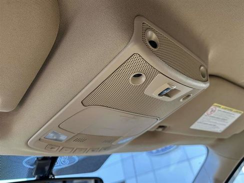 Used 2017 Ford F350 Lariat w/ Chrome Package image 22