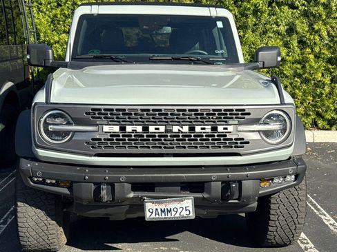Used 2022 Ford Bronco Badlands image 4