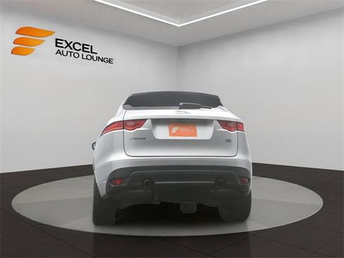 Used 2020 Jaguar F-PACE R-Sport image 41