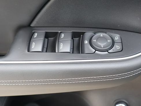 Used 2023 Buick Envision Preferred AWD/4WD image 13