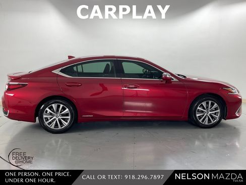 Used 2021 Lexus ES 300h w/ Premium Package image 5