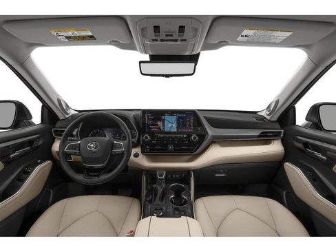 Used 2021 Toyota Highlander Platinum AWD/4WD image 6