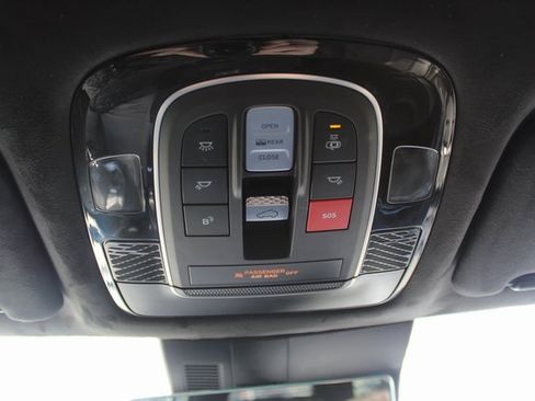 Used 2023 Hyundai Palisade Calligraphy image 24