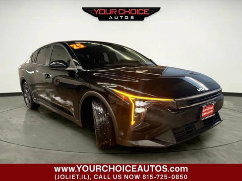 Used 2025 Kia K4 image 7