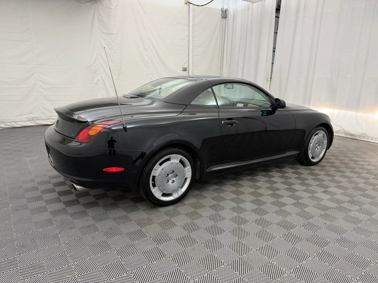 Used 2002 Lexus SC 430 Convertible RWD image 11