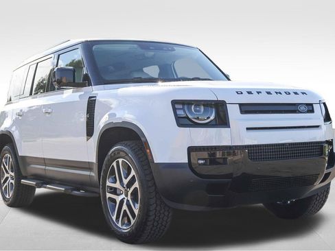Certified 2026 Land Rover Defender 110 S AWD/4WD image 3