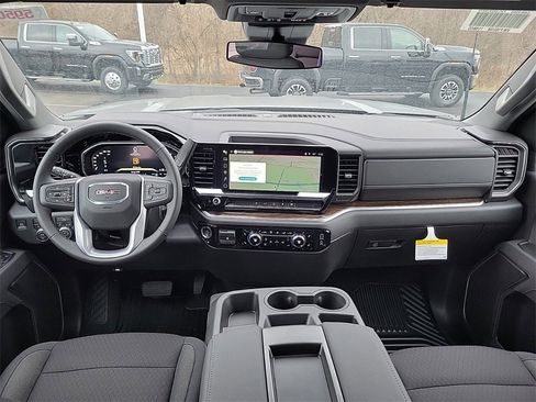 New 2026 GMC Sierra 2500 SLE w/ SLE Value Package; image 8