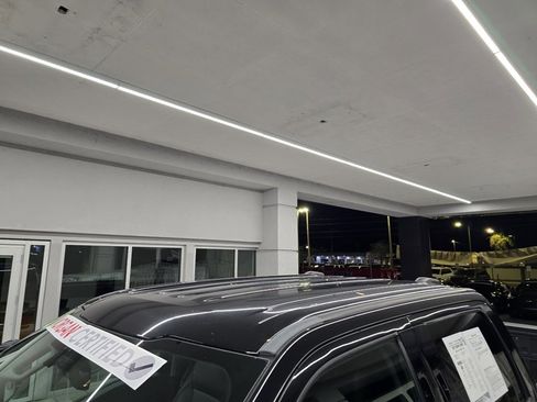 Used 2023 Ford F350 Lariat image 14