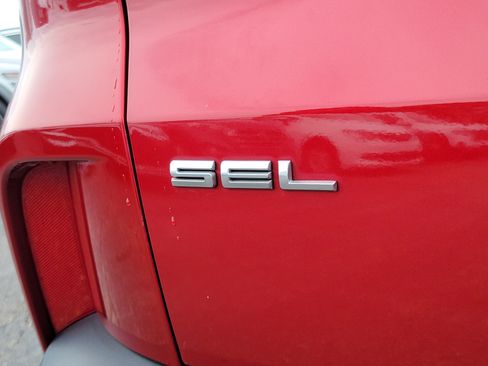 Used 2022 Ford Escape SEL w/ Technology Package AWD/4WD image 6