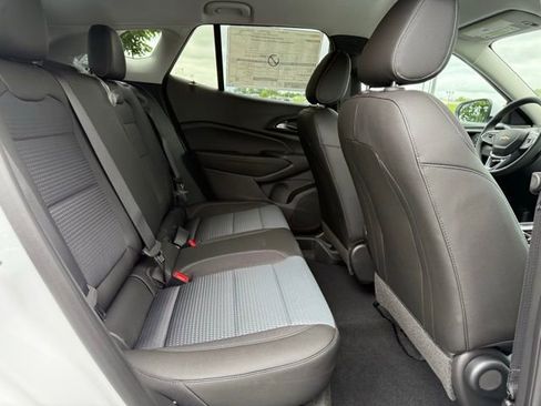 New 2025 Chevrolet Trax LT w/ Driver Confidence Package FWD image 14