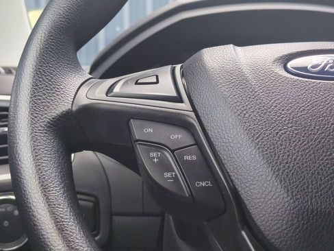 Certified 2024 Ford Edge SE AWD/4WD image 17