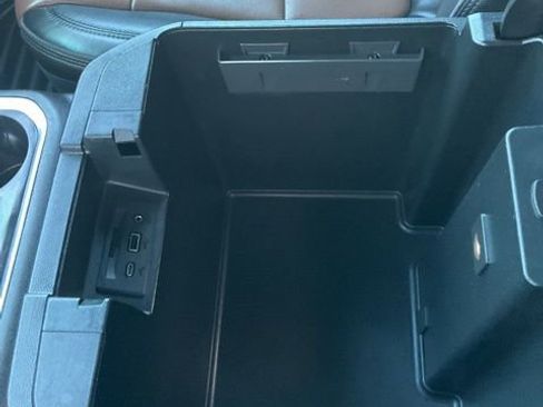 Used 2019 Chevrolet Silverado 1500 High Country w/ Technology Package image 20