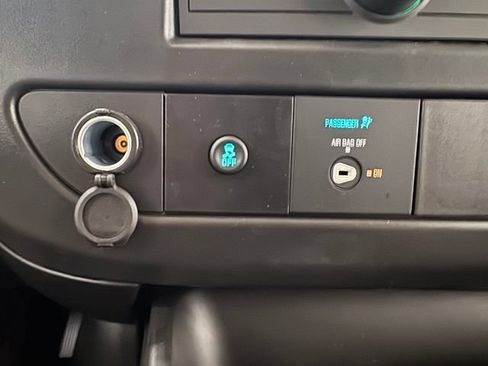 New 2026 Chevrolet Express 2500 w/ Driver Convenience Package RWD image 17