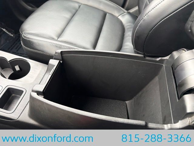 Used 2023 Ford Escape Platinum AWD/4WD image 16
