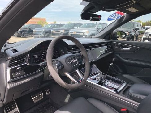 Used 2023 Audi RS Q8 AWD/4WD image 2