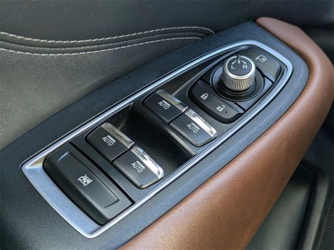 Used 2020 Subaru Outback Touring XT image 32