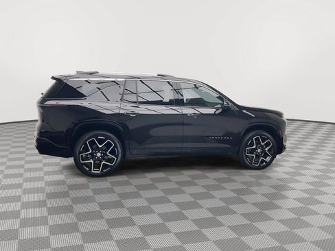 Certified 2025 Chevrolet Traverse High Country w/ LPO, Floor Liner Package AWD/4WD image 44