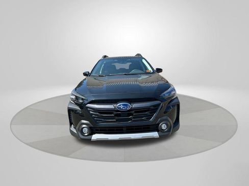 Certified 2025 Subaru Outback Limited image 2