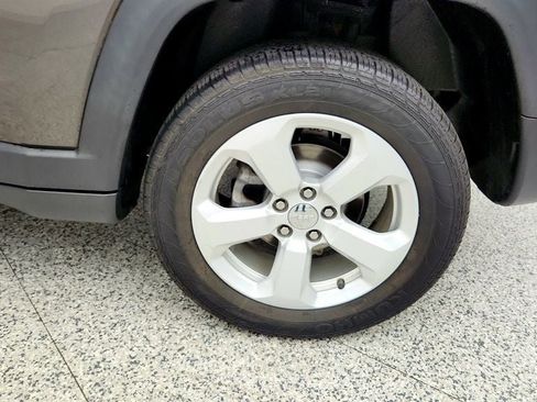 Used 2018 Jeep Compass Latitude w/ Popular Equipment Group AWD/4WD image 9