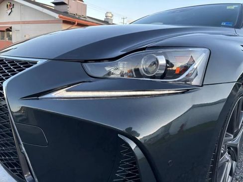 Used 2018 Lexus IS 300 F Sport w/ F Sport Package RWD image 29
