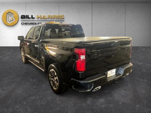 Used 2022 Chevrolet Silverado 1500 High Country w/ Max Trailering Package AWD/4WD image 12