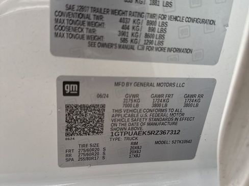 Used 2024 GMC Sierra 1500 Pro w/ Graphite Edition image 9